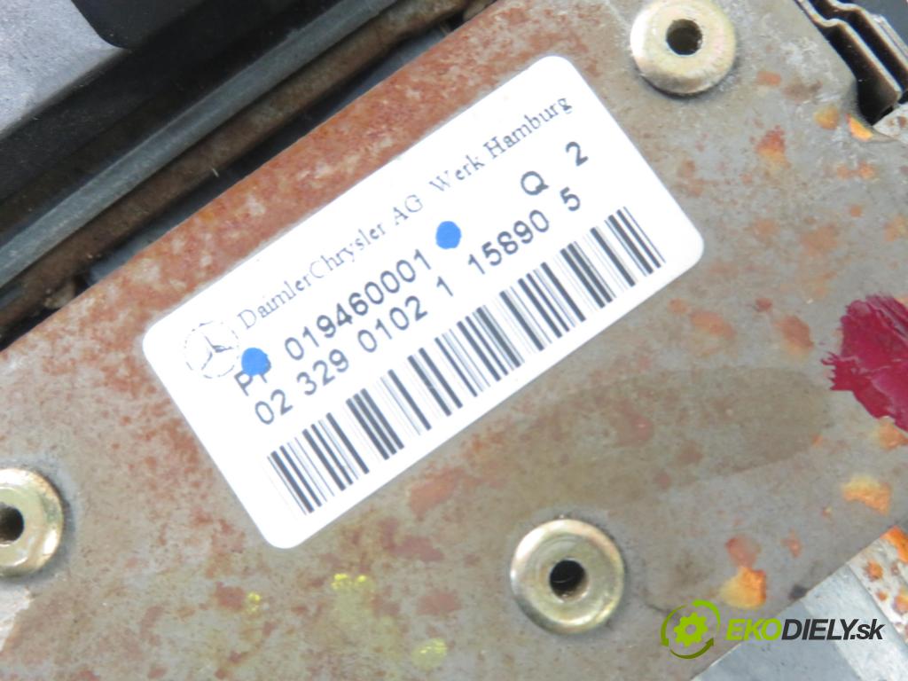 SAAB 9-3 (YS3F) SEDAN 2003 110,00 1.8t 150 - B207E 1998,00 Hriadeľ, tyč volantu 019460001 (Tyče riadenia (volantu))