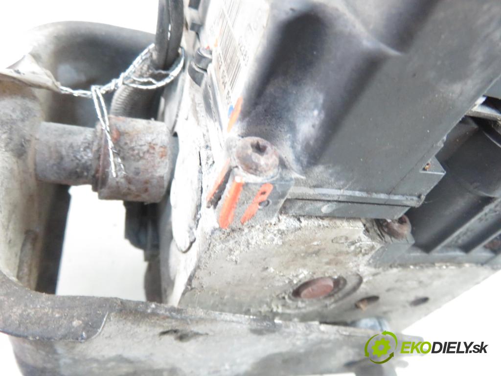 PEUGEOT 607 (9D, 9U) SEDAN 2001 98,00 2.2 HDI - 4HX (DW12TED4/FAP) 2179,00 Pumpa ABS 0273004601 ; 0265216862 ; 96417285 (Pumpy ABS)