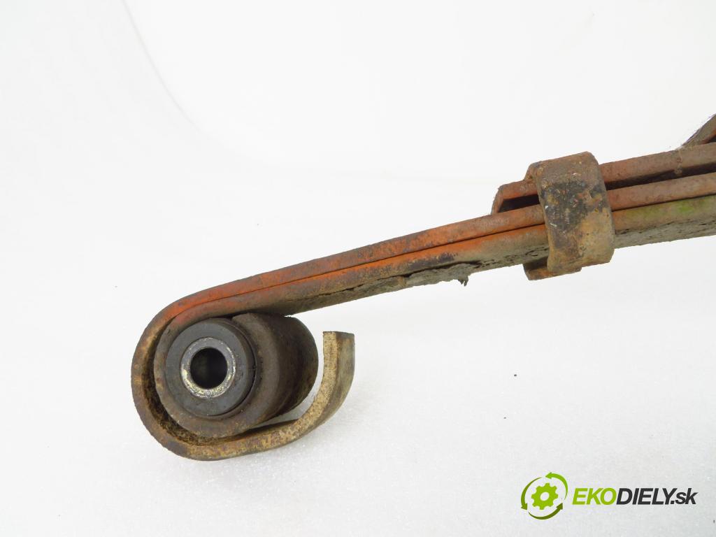 DAEWOO LUBLIN II FURGON 1999 64,00 2.4 TD - 4CT90-1 2417,00 Listové pero zadné 