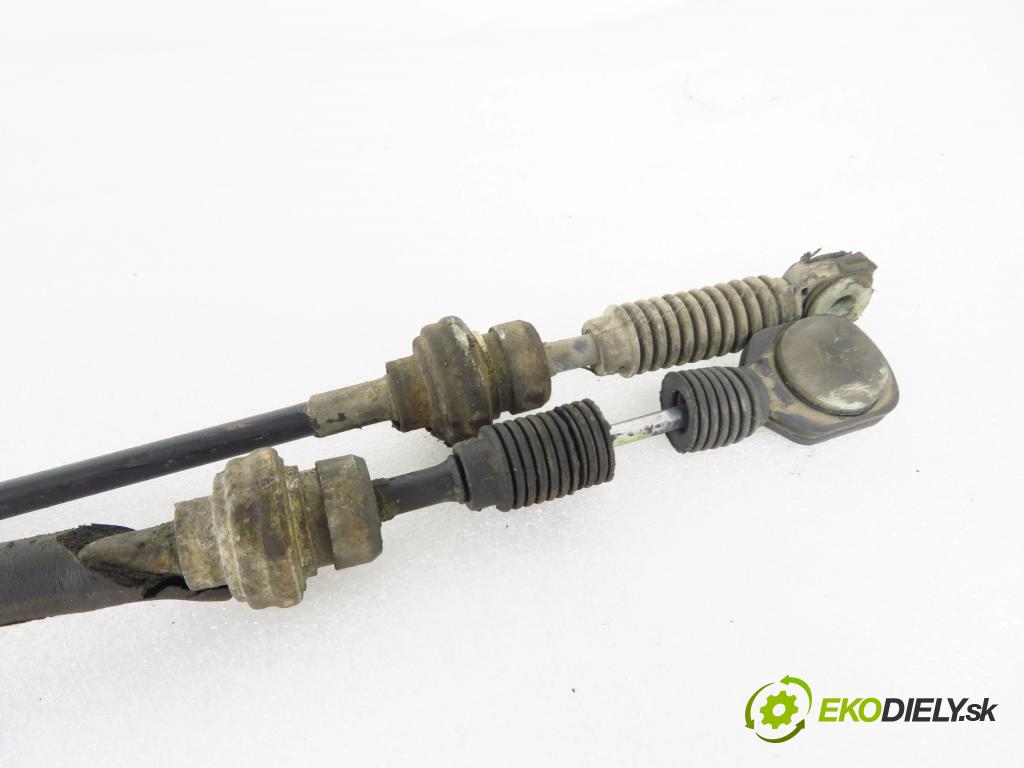 RENAULT SAFRANE II (B54_) LIFTBACK 1997 100,00 2.0 16V (B54L) - N7Q 710 1948,00 ZVEDÁK: 7700102967 ; 7700102938K
