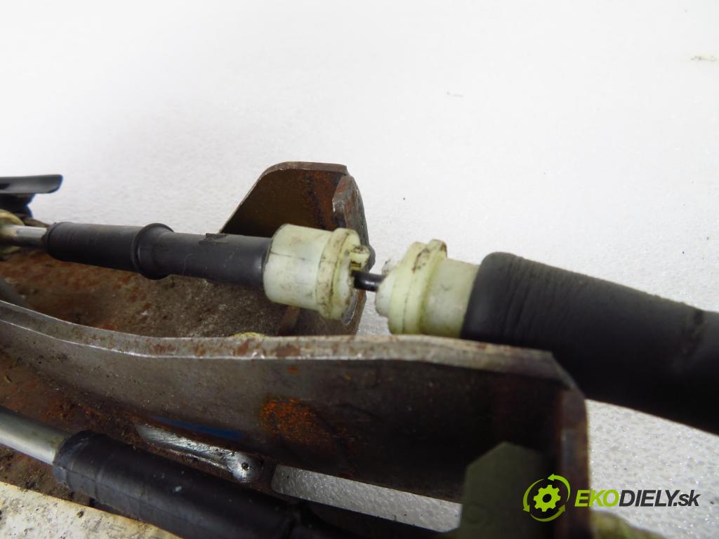 RENAULT SAFRANE II (B54_) LIFTBACK 1997 100,00 2.0 16V (B54L) - N7Q 710 1948,00 ZVEDÁK: 7700102967 ; 7700102938K