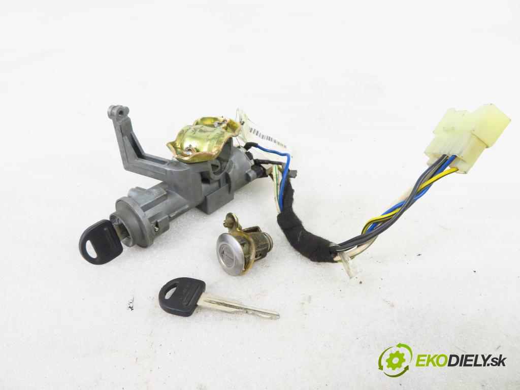 DAEWOO TICO (KLY3) HB 1996 35,00 0.8 48 - F8C 796,00 spinačka / zámky