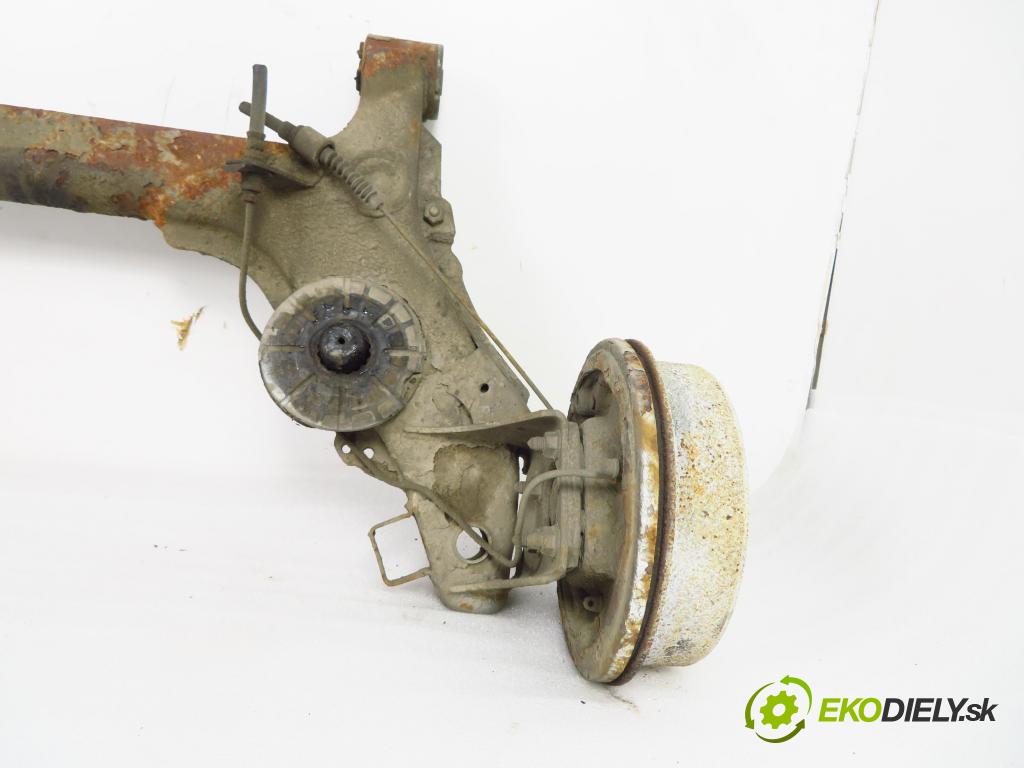 OPEL ASTRA F (T92) SEDAN 1997 66,00 1.4 i 16V - X 14 XE 1389,00 výztuha zadní část