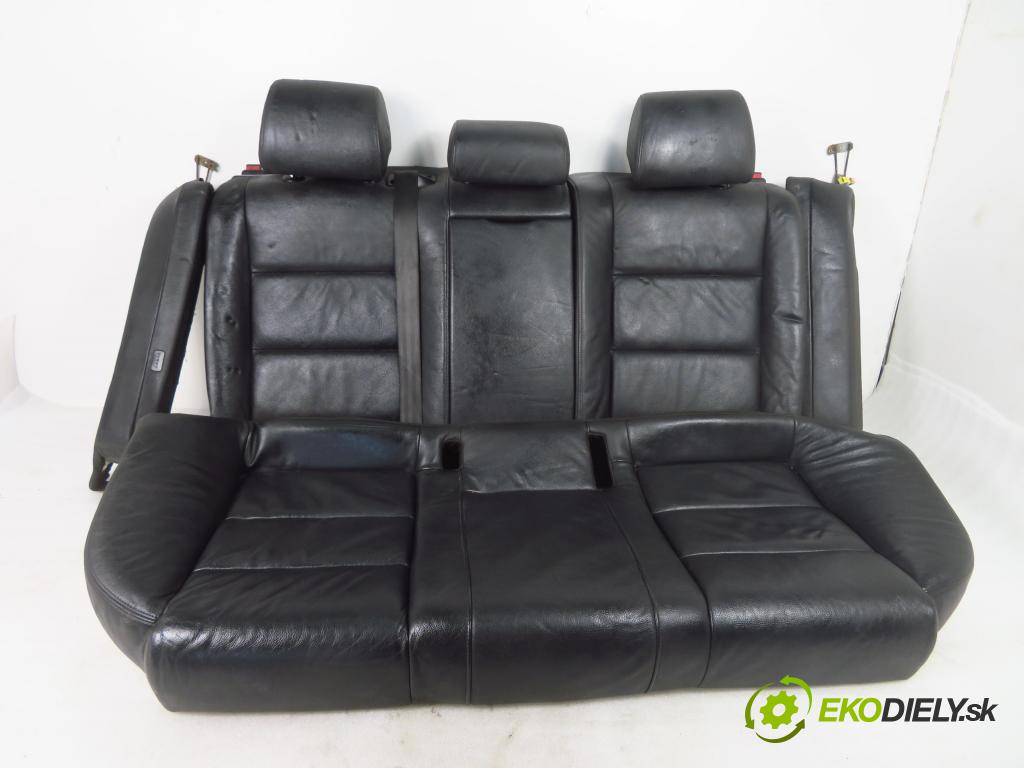 AUDI A6 Avant (4F5, C6) KOMBI 2007 132,00 2.7 TDI quattro - BPP 2698,00 Sedadlo zadná
