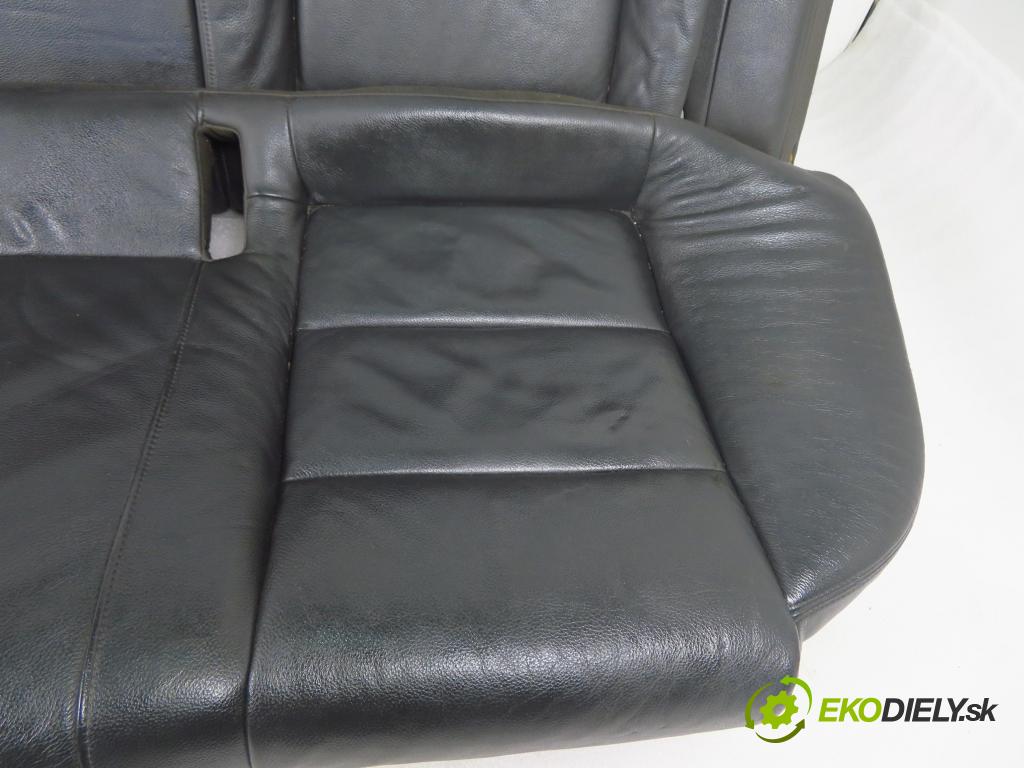 AUDI A6 Avant (4F5, C6) KOMBI 2007 132,00 2.7 TDI quattro - BPP 2698,00 Sedadlo zadná