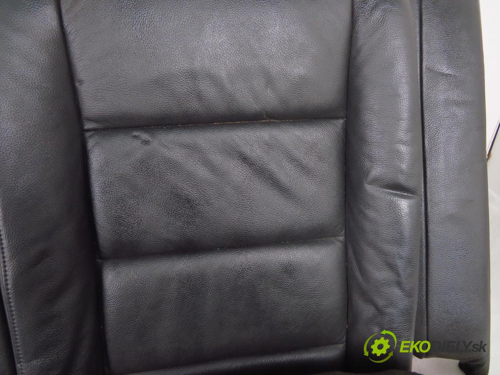 AUDI A6 Avant (4F5, C6) KOMBI 2007 132,00 2.7 TDI quattro - BPP 2698,00 Sedadlo zadná
