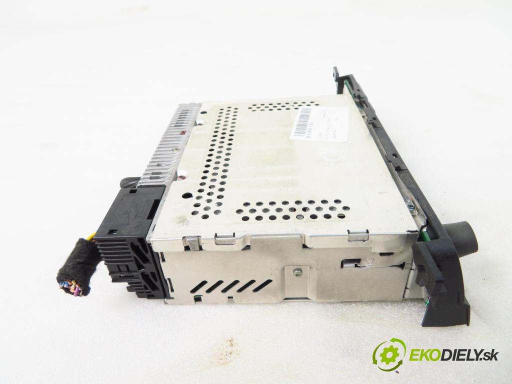 BMW 3 Compact (E46) COMPACT 2002 141,00 325 ti - M54 B25 (256S5) 2494,00 RADIO CD 6943435