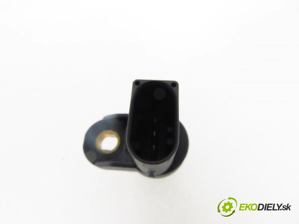 BMW 3 Compact (E46) HB 2001 105,00 318 ti - N42 B20 A 1995,00 Snímač polohy vačky Vačkový hriadeľ: 751862805