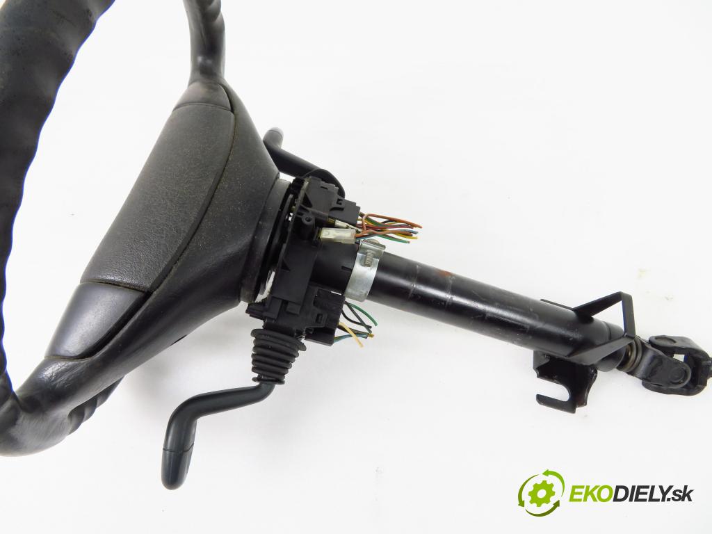 SKODA FELICIA I (6U1) KOMBI 1997 43,00 1.3 - 135 L 1289,00 Hriadeľ, tyč volantu  (Tyče riadenia (volantu))