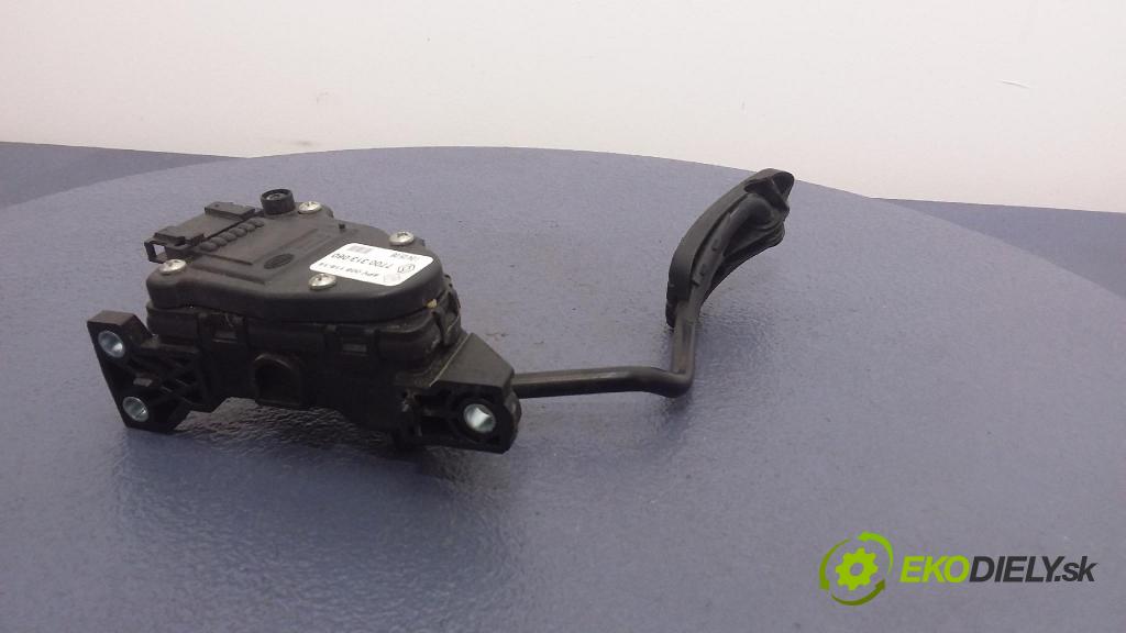 Renault Trafic 2008 pedal Plyn: 7700313060