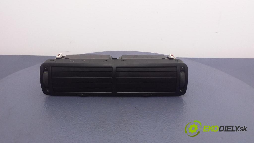 Volkswagen Passat 2000 GRIDS: Prúd vzduchu: Vzduch: 3B0819728D