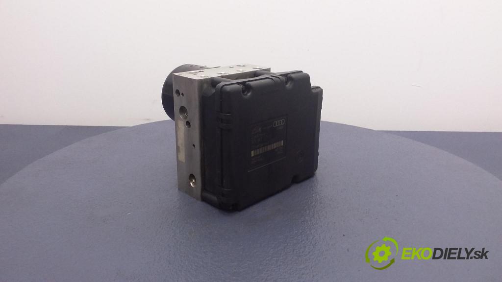 Audi A2 2001 čerpadlo ABS x 8Z0907379B