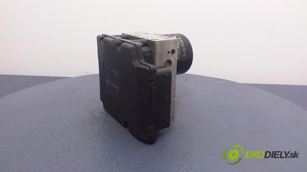 Audi A2 2001 čerpadlo ABS x 8Z0907379B