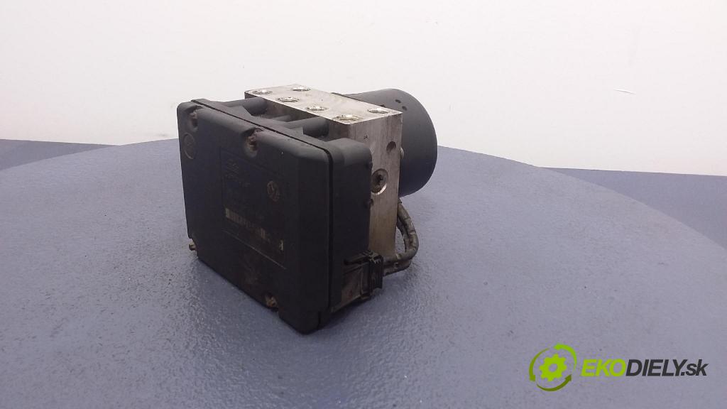 Volkswagen Polo 1997 čerpadlo ABS x 3A0907379