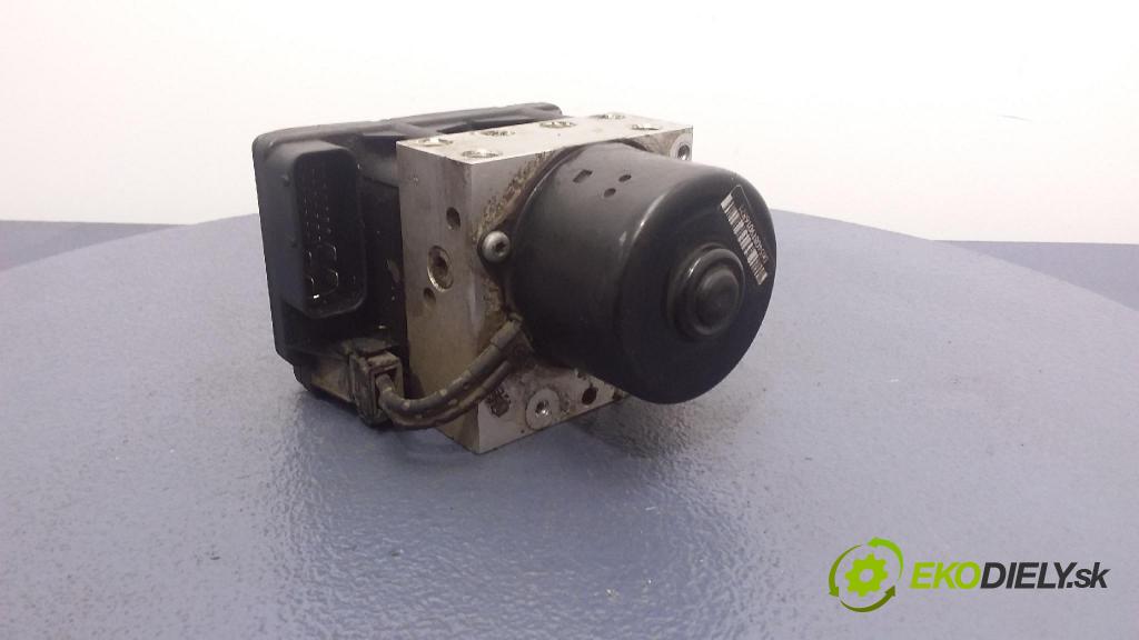 Volkswagen Polo 1997 čerpadlo ABS x 3A0907379