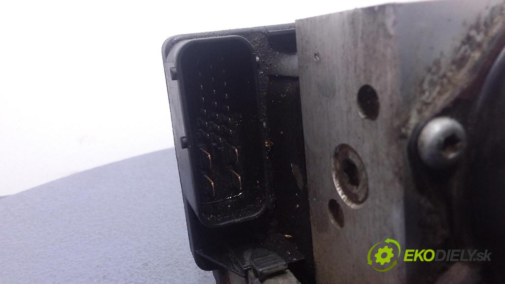 Volkswagen Polo 1997 čerpadlo ABS x 3A0907379