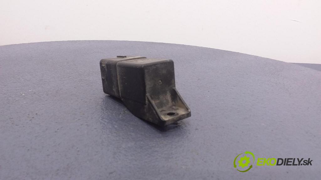 Fiat Scudo 2008 relé Svíčky: 9640469680