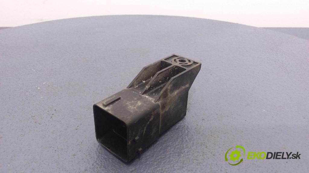 Fiat Scudo 2008 relé Svíčky: 9640469680