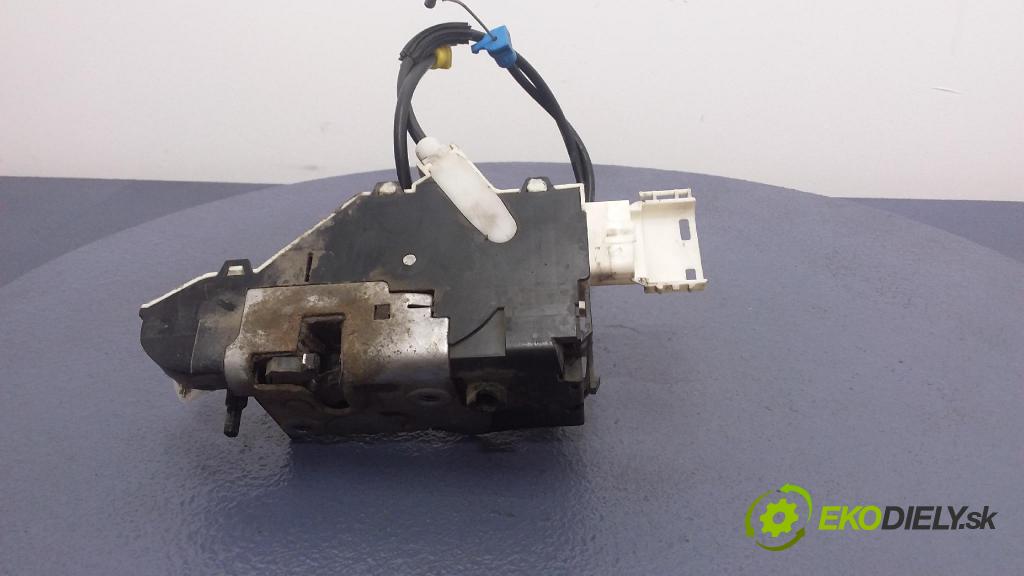 Fiat Scudo 2008 zámok dvere Predné Vľavo: 9681335380