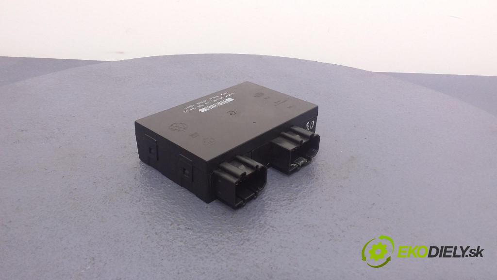 Volkswagen Passat 1999 řídící jednotka Komfortu 1J0959799AH