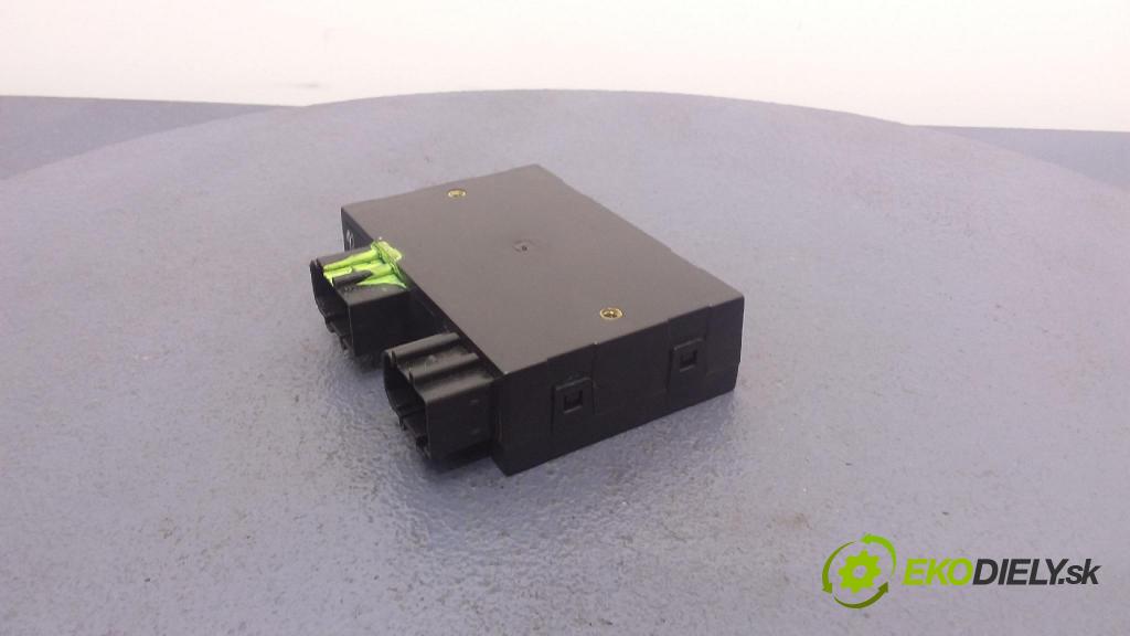 Volkswagen Passat 1999 řídící jednotka Komfortu 1J0959799AH