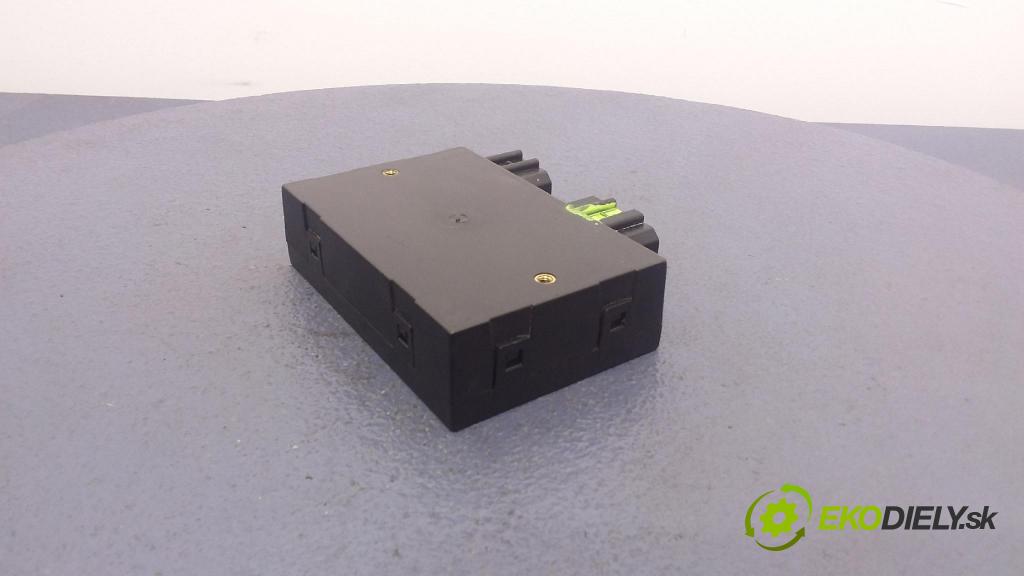 Volkswagen Passat 1999 řídící jednotka Komfortu 1J0959799AH