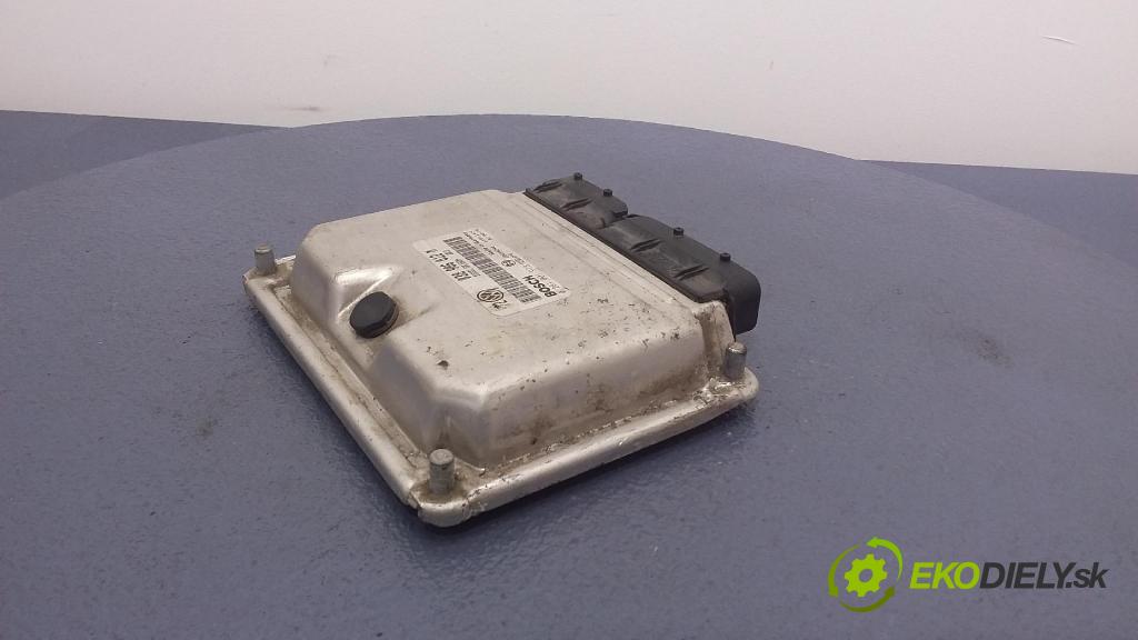 Volkswagen Golf iv 1999 řídící jednotka Motor: 038906012M