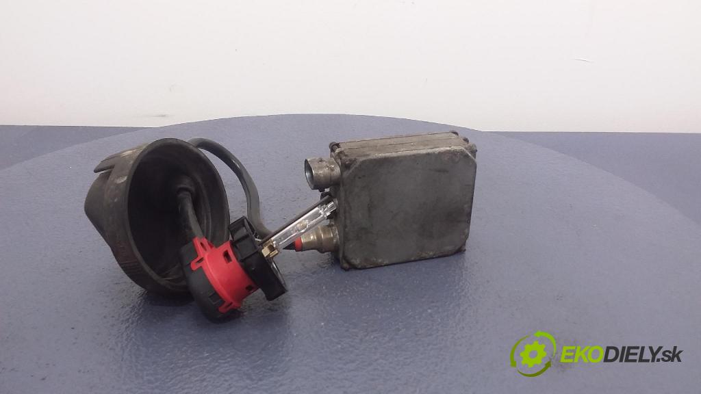 Volkswagen Passat 1999 měnič 5DV007760-01