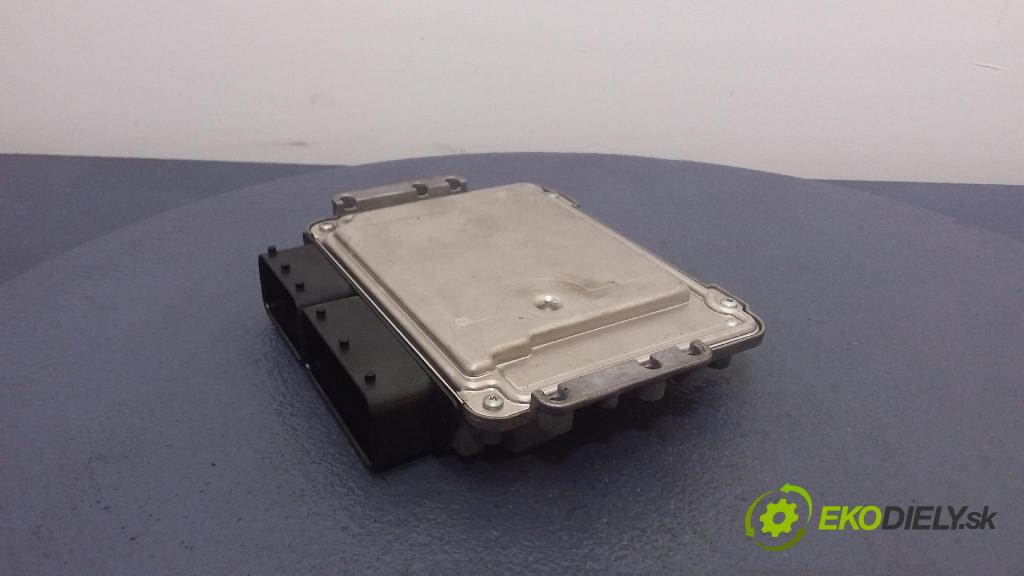 Honda Accord 2004 riadiaca jednotka Motor: 028011546