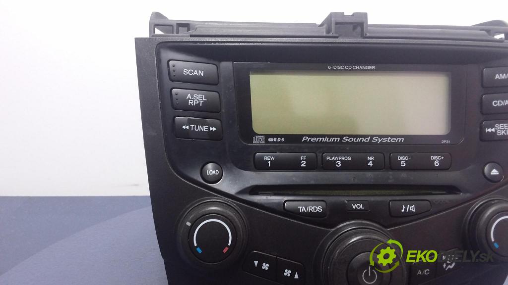 Honda Accord 2004 Radio I Navigácia: 39050-SEF-G220