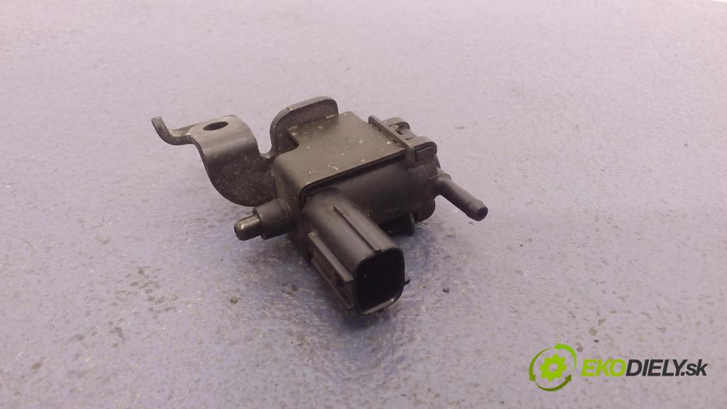 Honda Accord 2004 ventil Vákuum: 101362-4461