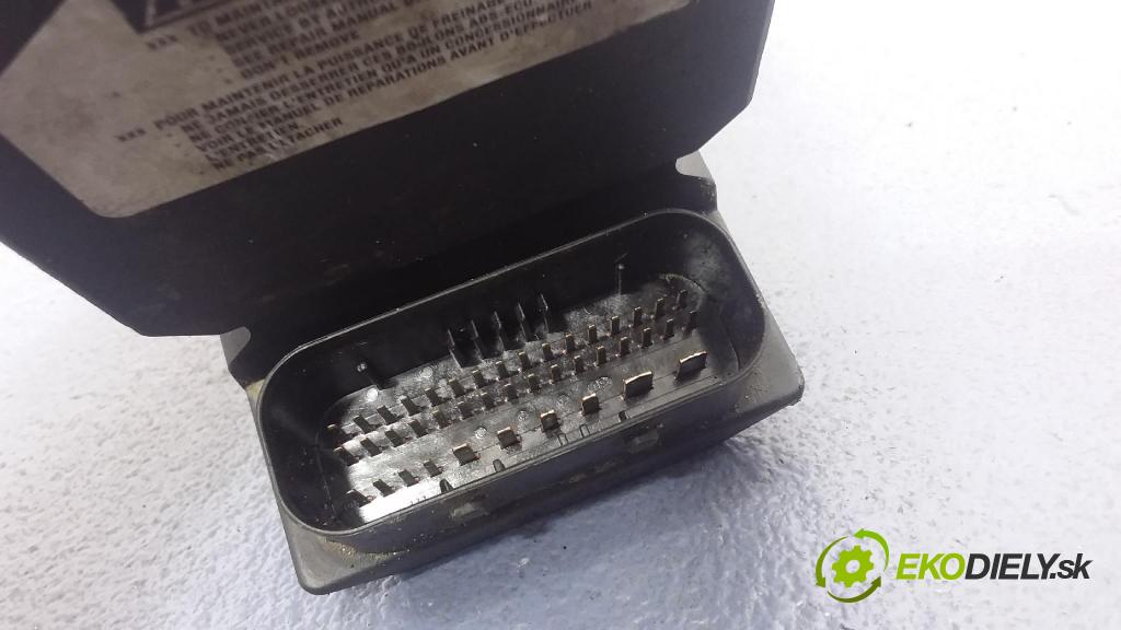 Toyota Avensis 2006 čerpadlo ABS x 44540-05040