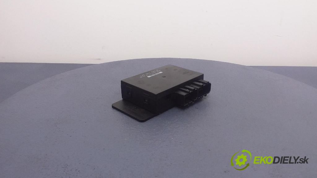 Volkswagen Passat 1999 řídící jednotka Komfortu 1J0959799R