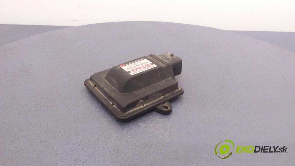 Volkswagen Passat 1999 řídící jednotka 67R-017009