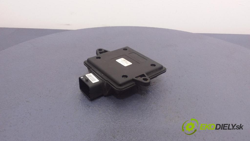 Volkswagen Passat 1999 řídící jednotka 67R-017009