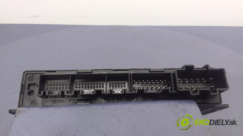 Audi A4 2004 řídící jednotka Komfortu 8E0959433AR