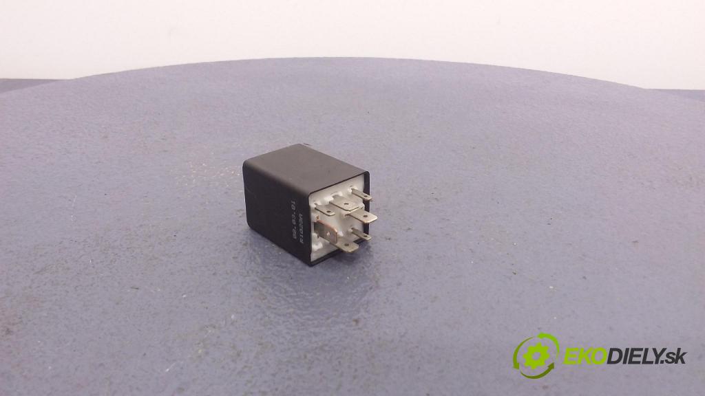 Volkswagen Polo 2001 relé 6N0906383A