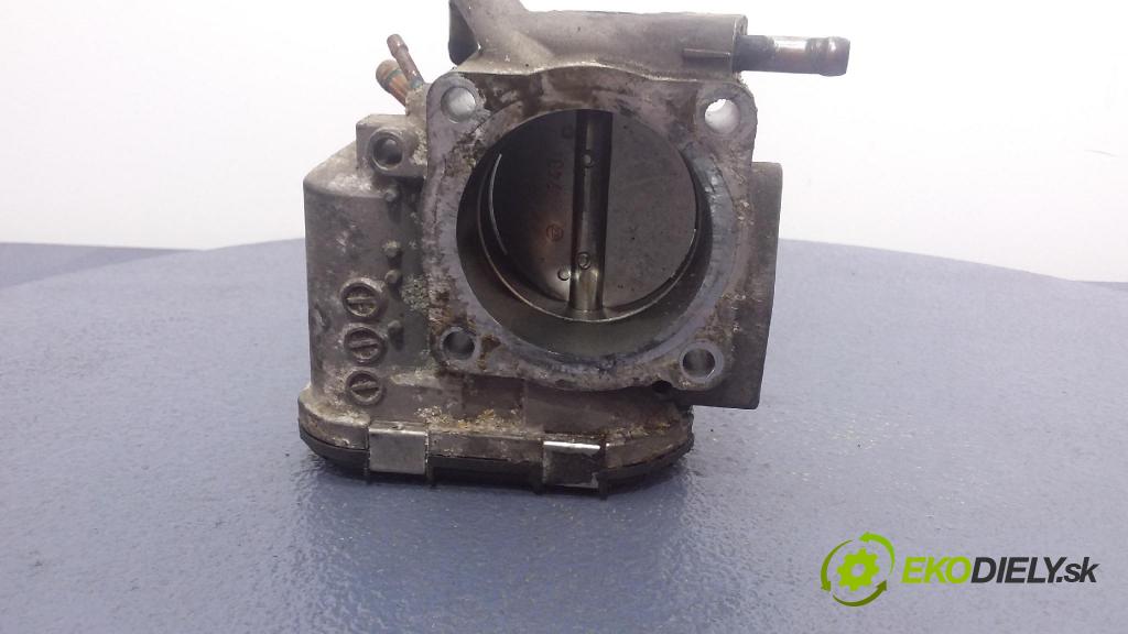 Audi A4 2004 klapka 06B133062H