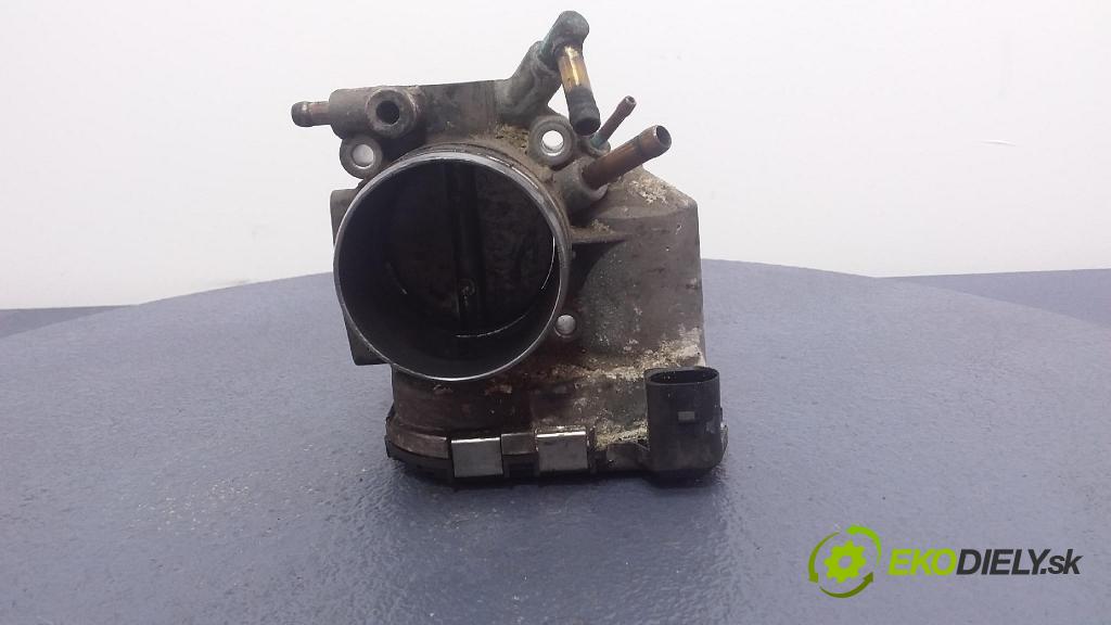 Audi A4 2004 klapka 06B133062H