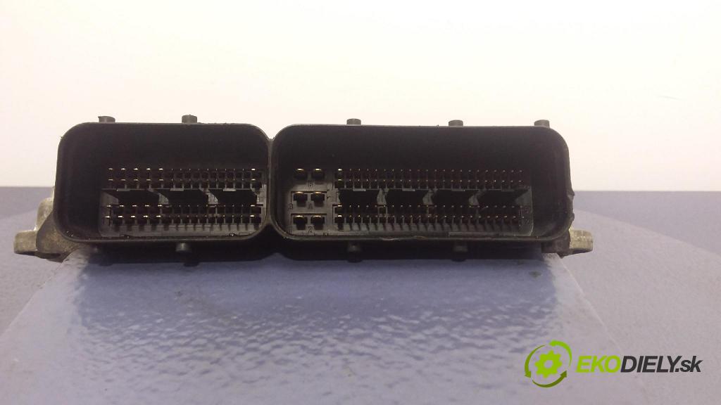 Skoda Octavia 2005 riadiaca jednotka Motor: 03G906016K