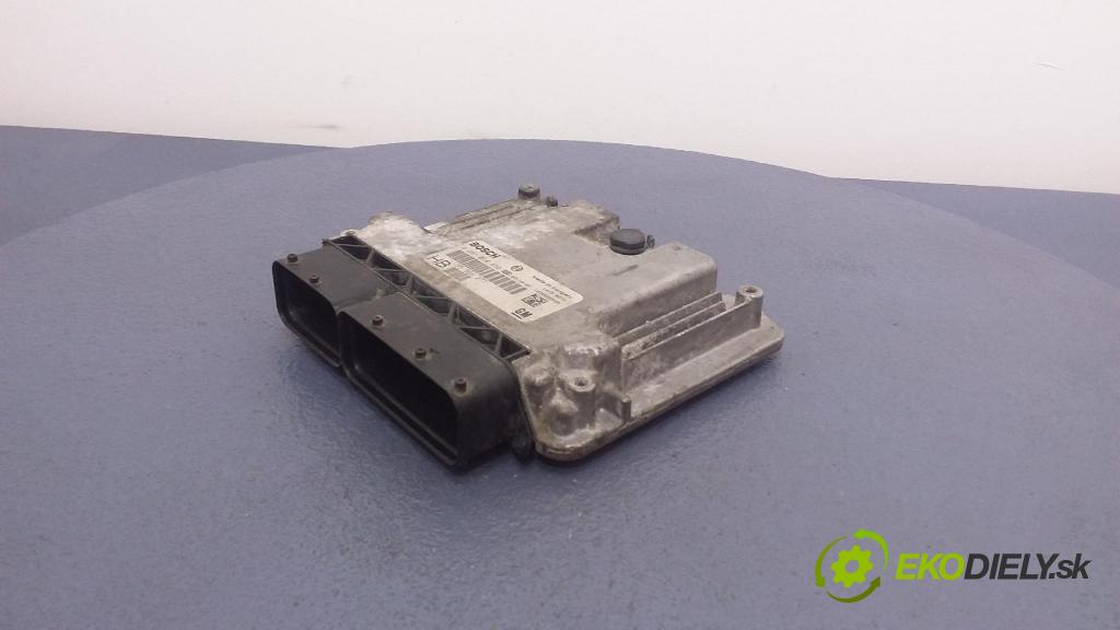Opel Vectra 2007 riadiaca jednotka Motor: 55566277