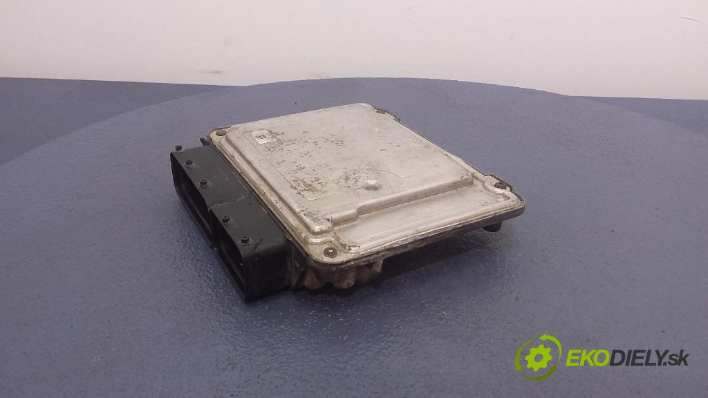 Opel Vectra 2007 riadiaca jednotka Motor: 55566277