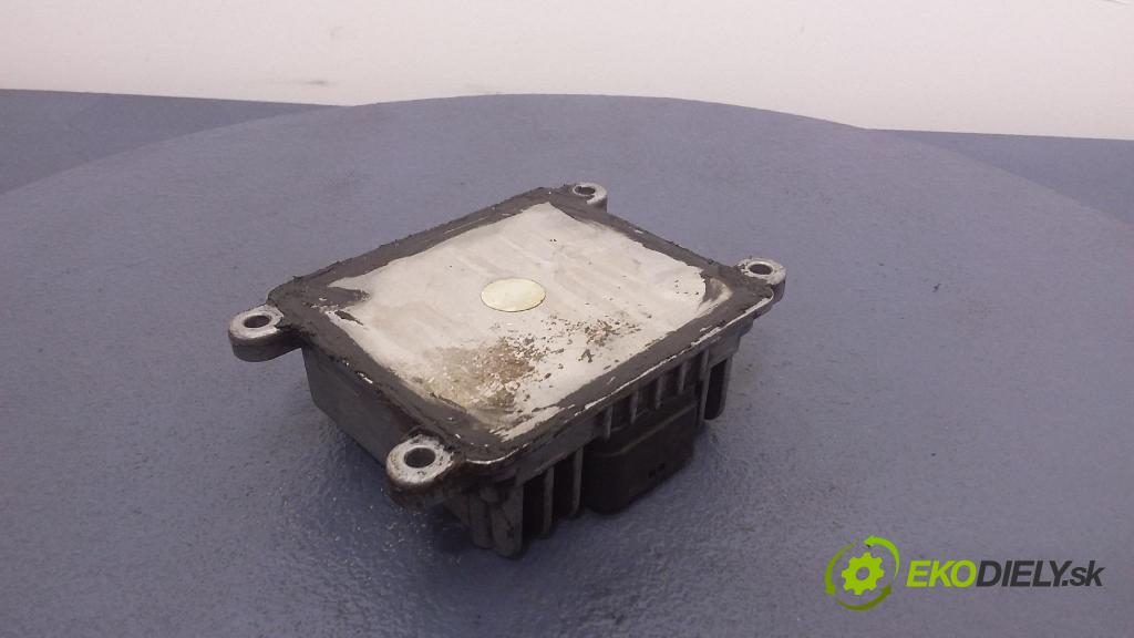 Opel Corsa 2002 riadiaca jednotka 8971891360