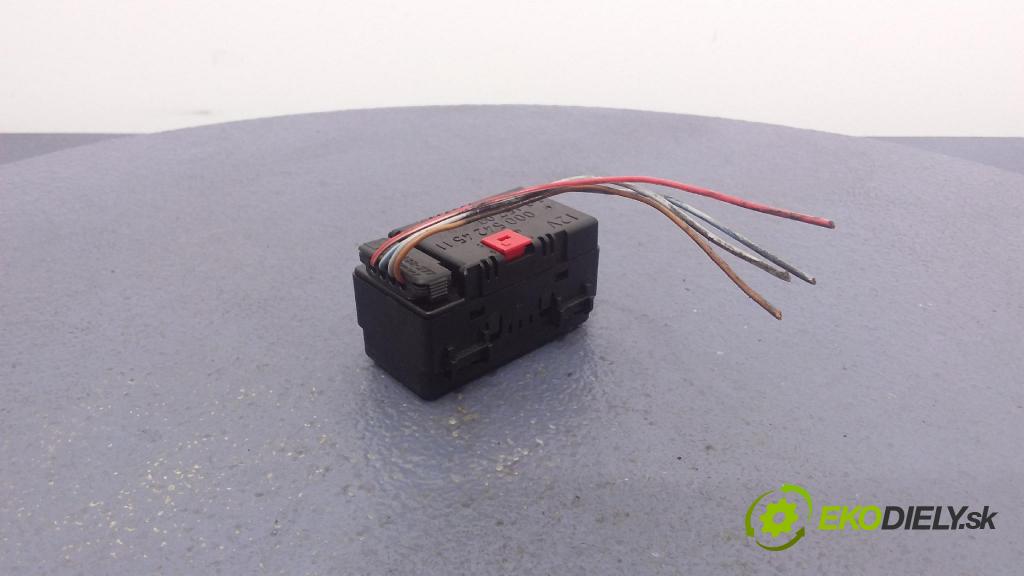 Mercedes-benz E 240 1998 Sledujte: 0005424511