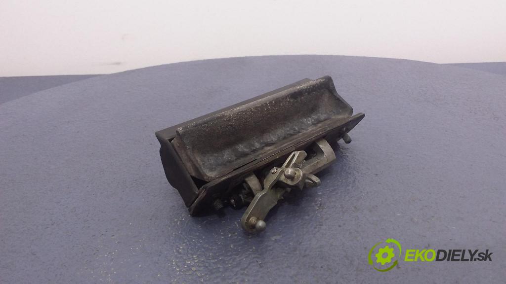 Seat Toledo 2000 rukoväť Klapky: Zadná: 1M5827561E