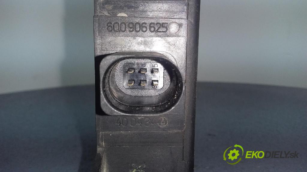 Skoda Octavia 2005 ventil Vákuum: 6Q0906625