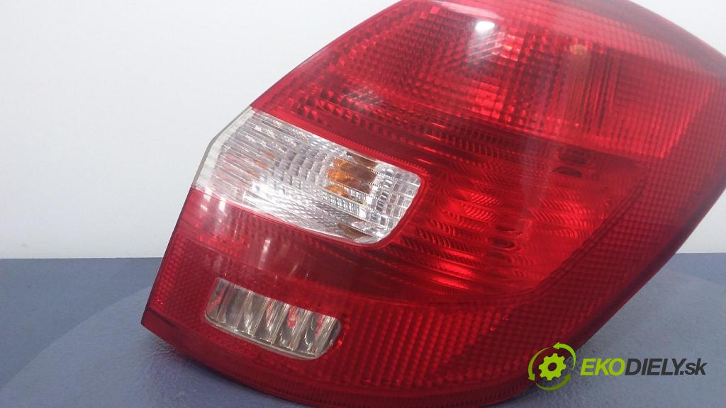Skoda Fabia 2010 svetlo / reflektor zad Prava: Vonkajsia: 5J6945096A