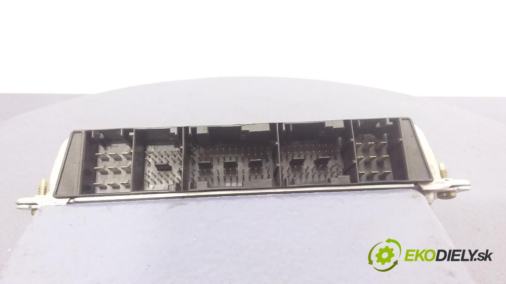 Bmw Seria 5 2000 riadiaca jednotka Motor: 7511570