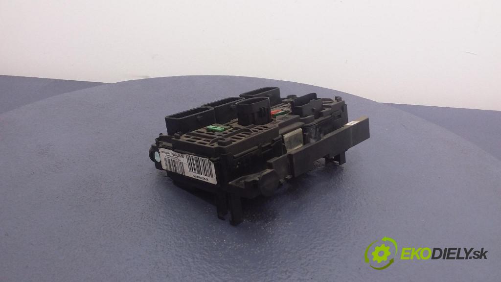 Citroen C5 2005 skrinka Poistky: 9658539680