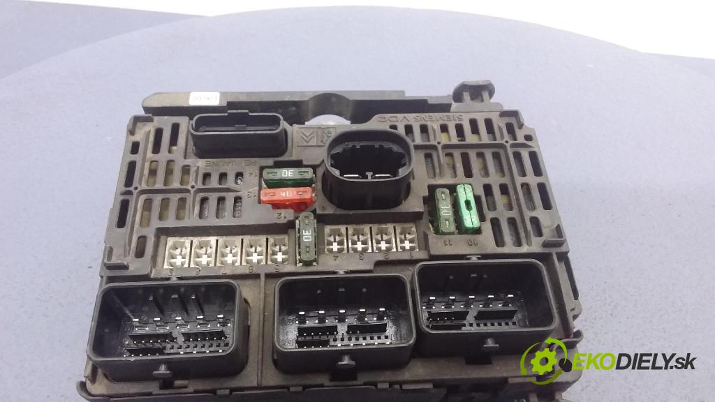 Citroen C5 2005 skrinka Poistky: 9658539680